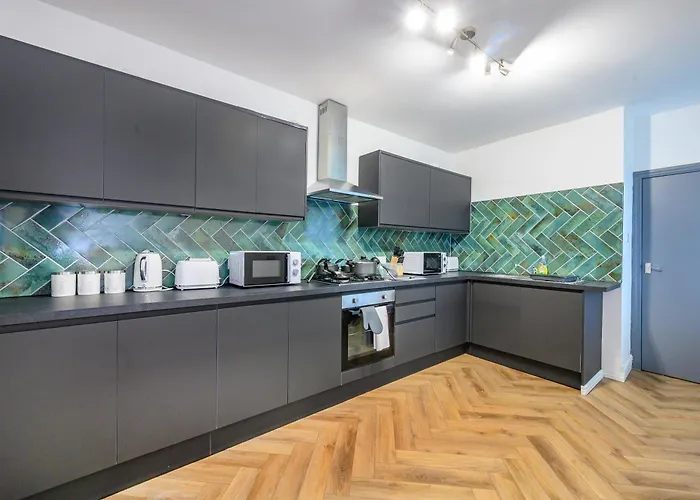 *rg7h*for Your Relaxed & Cosy Free Parking